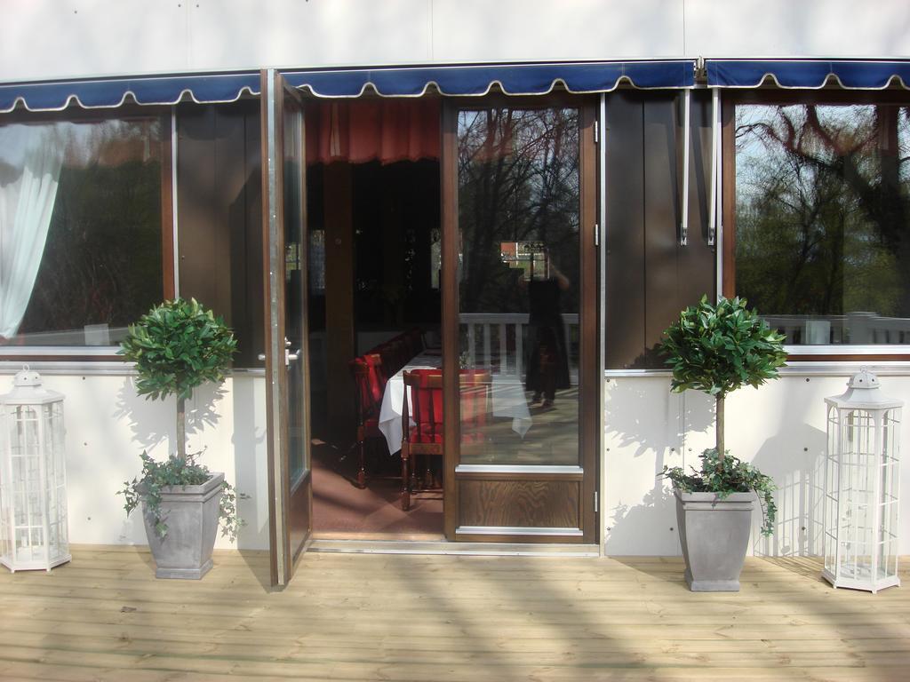 Eckeroe Hotell & Restaurang Zewnętrze zdjęcie