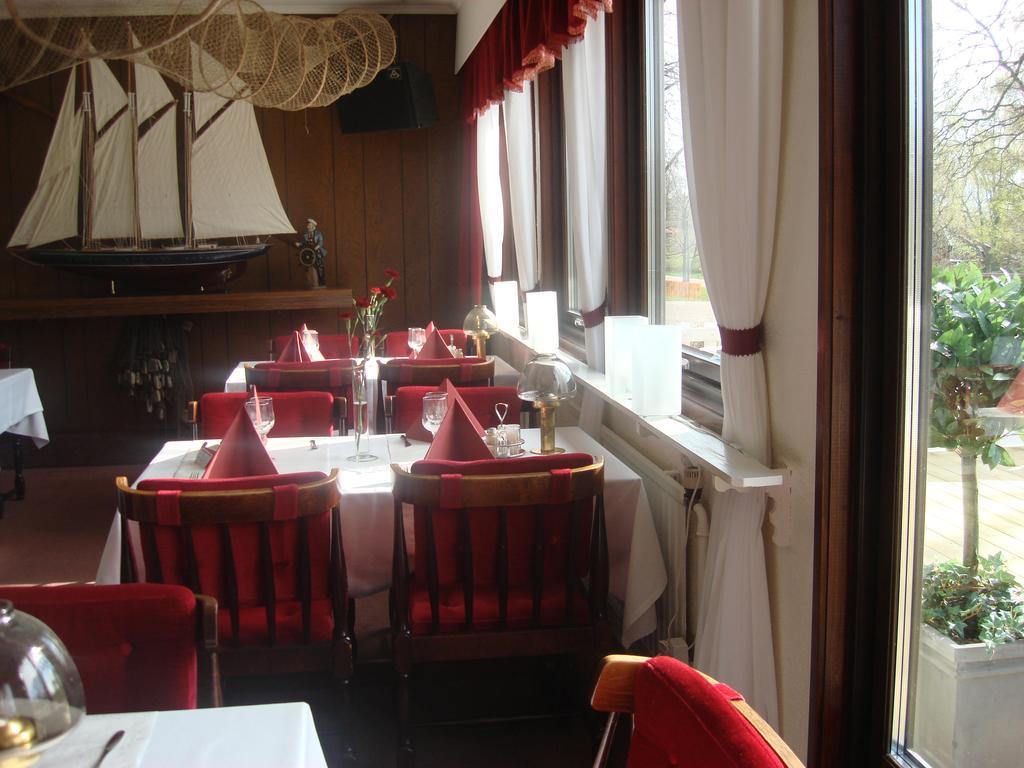 Eckeroe Hotell & Restaurang Zewnętrze zdjęcie